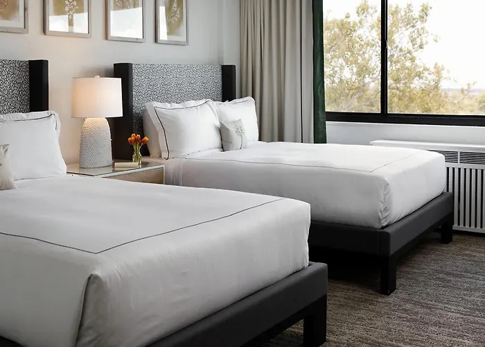 Dog friendly hotels Glover Park Georgetown