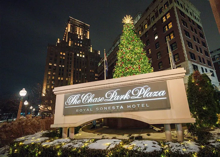 Family Hotel: The Royal Sonesta Chase Park Plaza St Louis