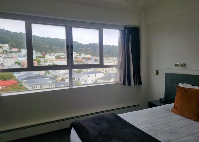 3 star hotels Bay Plaza