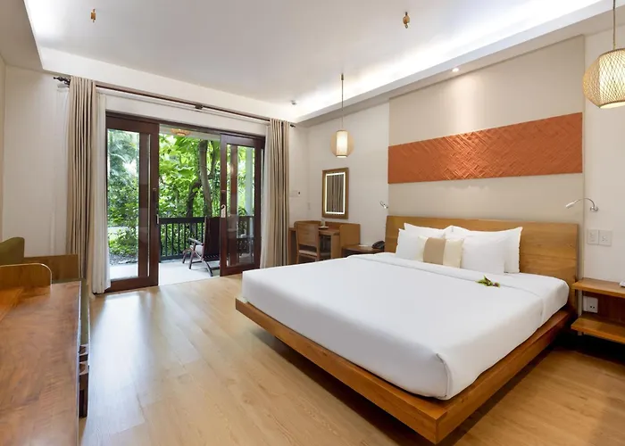 Bamboo Village Beach &Spa