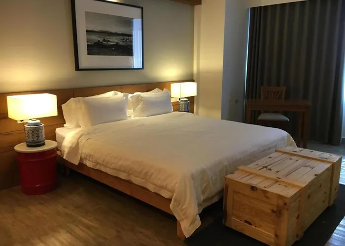 Nandha Hotel