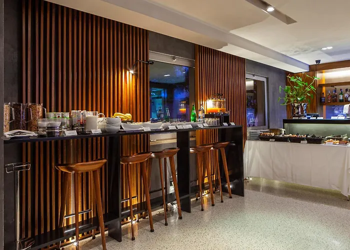 4 star hotel: Altis Prime Hotel