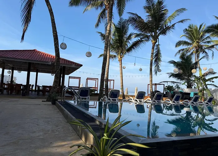  Nico Beach