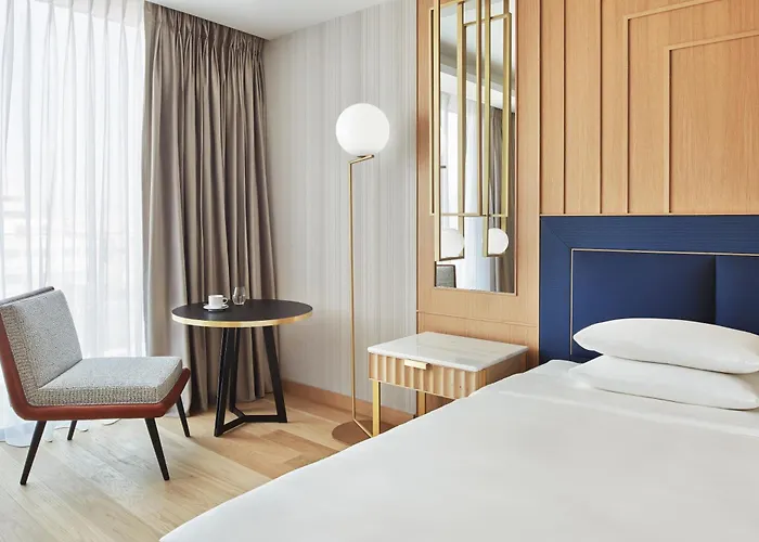 5 star hotel: Grand Hyatt Athens