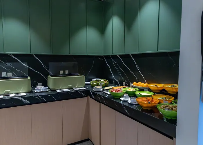 Golf hotel: Rose Plaza Hotel Al Barsha