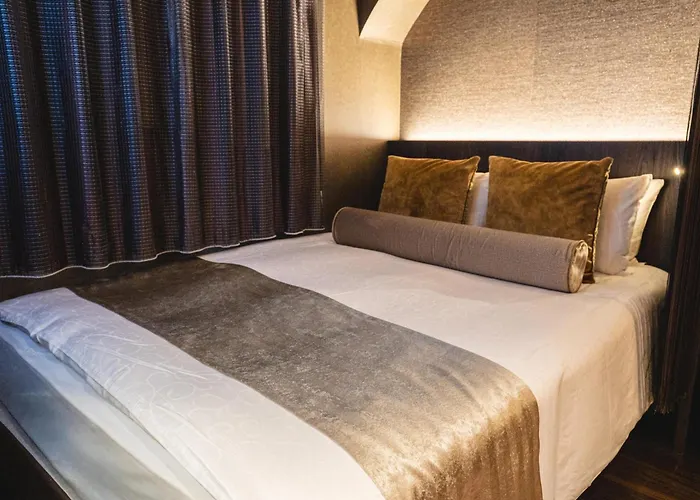 4 star hotel: Roppongi Hotel S