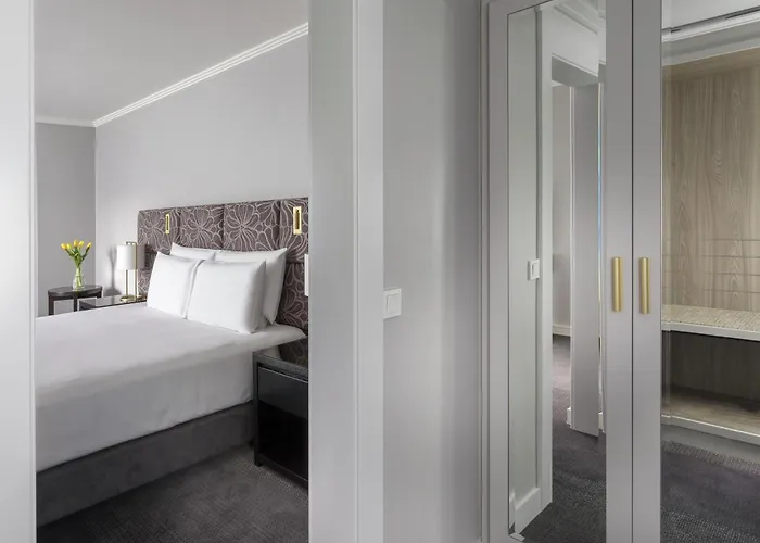  Hilton Prague Old Town