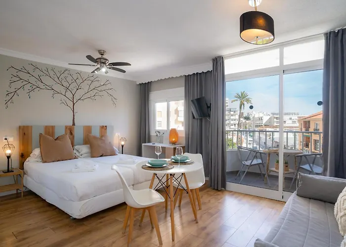 Palm Beach Club s Carihuela