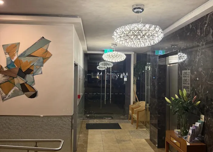 Сity center hotels Melrose Apartments