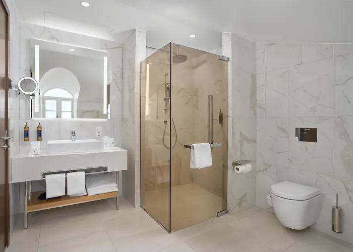 Iceland Parliament Hotel, Curio Collection By Hilton