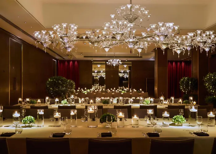 Hotel near College: The May Fair, A Radisson Collection Hotel, Mayfair London