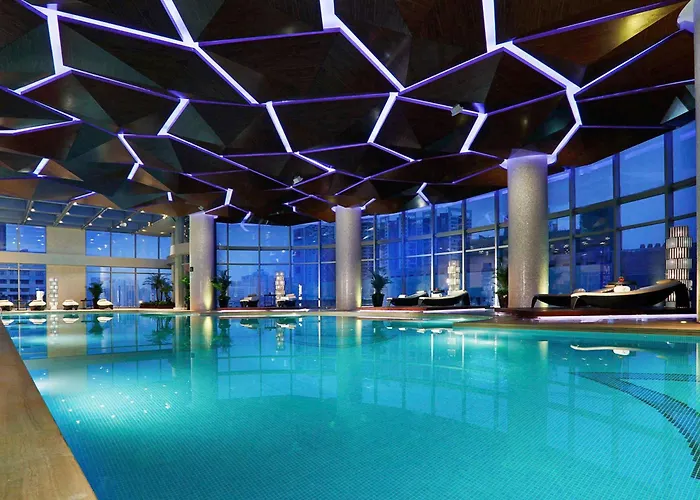 Hotel near College: Sofitel Guangzhou Sunrich