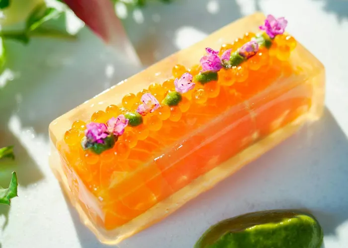 5 star hotel: Mesm Tokyo, Autograph Collection