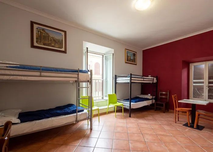 Albergue: Alessandro Palace & Bar