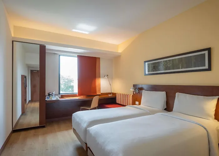 Family Hotel: Ibis New Delhi Aerocity - An Accor Brand