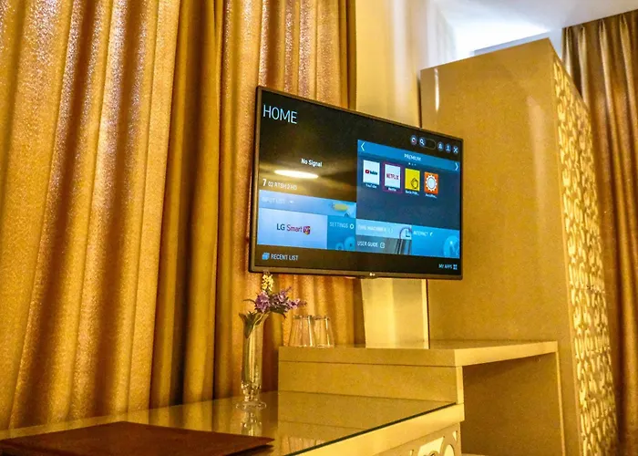 Central hotel: Hotel Luxury