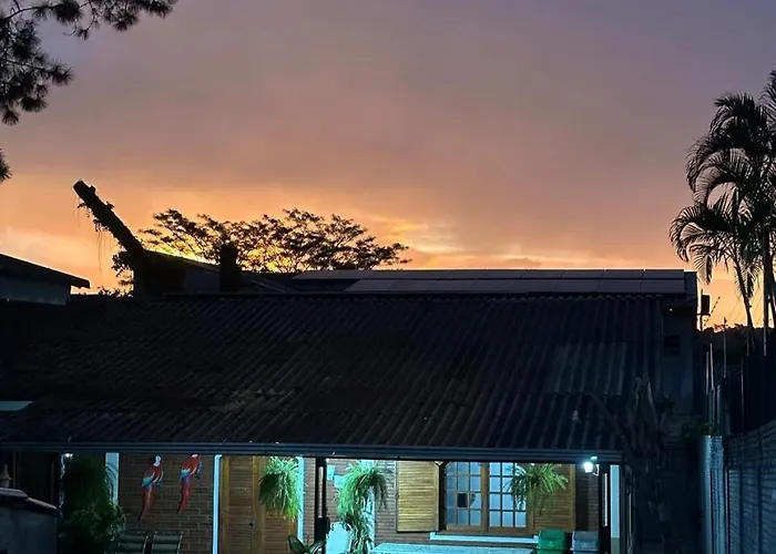 Alojamento com o café da manhã Apenas: Pousada Laura / Ziza