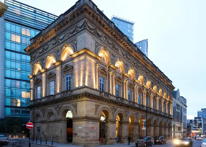 Edwardian Manchester, A Radisson Collection
