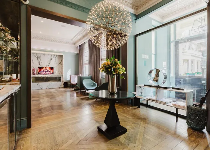 Hotel near College: The Chapter Hotels - Lancaster Gate