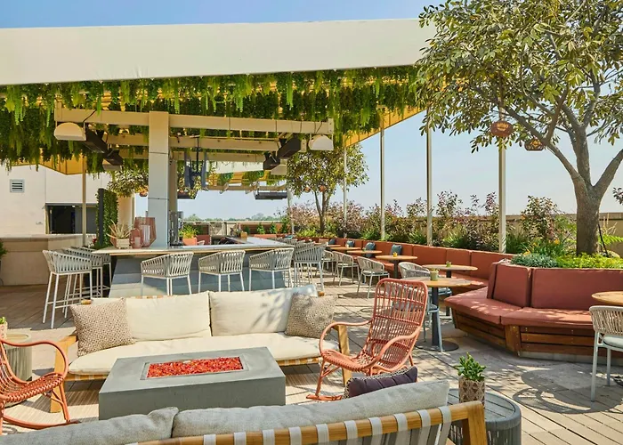 Halcyon - A Hotel In Cherry Creek