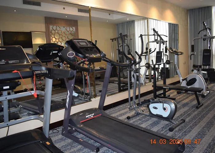 3 star hotel: The Castle Premium Hotel