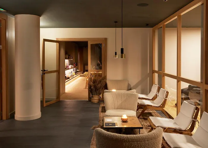 Hoteles con Jacuzzi Park Piolets Mountainhotel & Spa