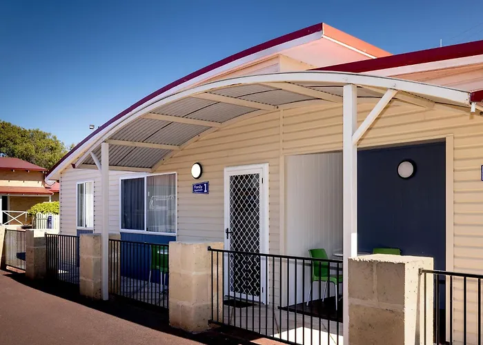 Ping pong hotels Big4 Emu Beach Holiday Park