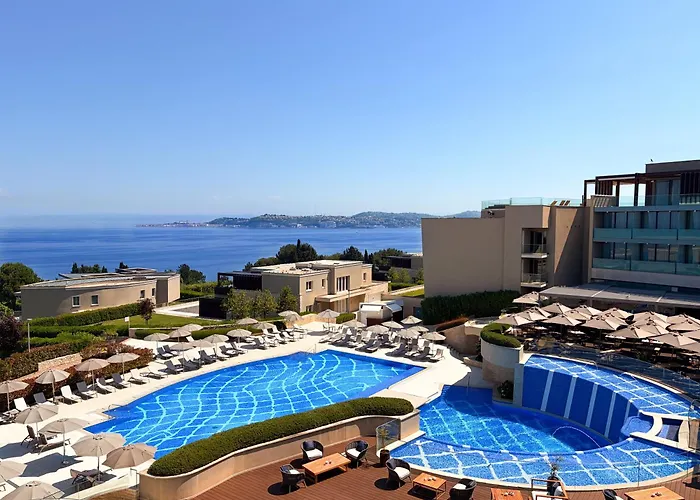 Hotel Con Piscina Kempinski Adriatic Istria Croatia