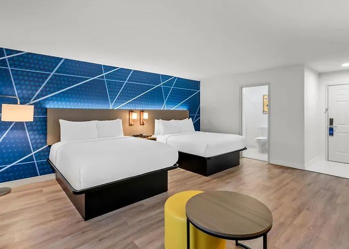 Pets Allowed Hotel Comfort Inn & Suites Salt Lake City I-80 I-15 Downtown