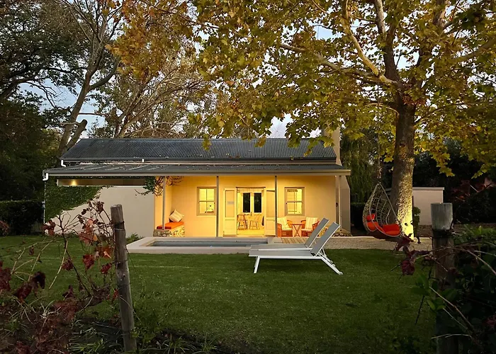 La Chataigne Wines & Guest Cottages