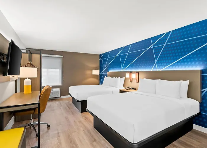 Pets Allowed Hotel Comfort Inn & Suites Salt Lake City I-80 I-15 Downtown