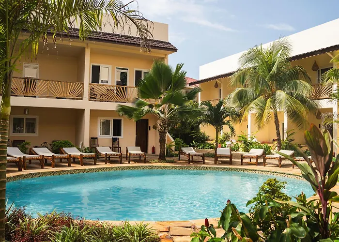 Kibanda Lodge And Beach Club