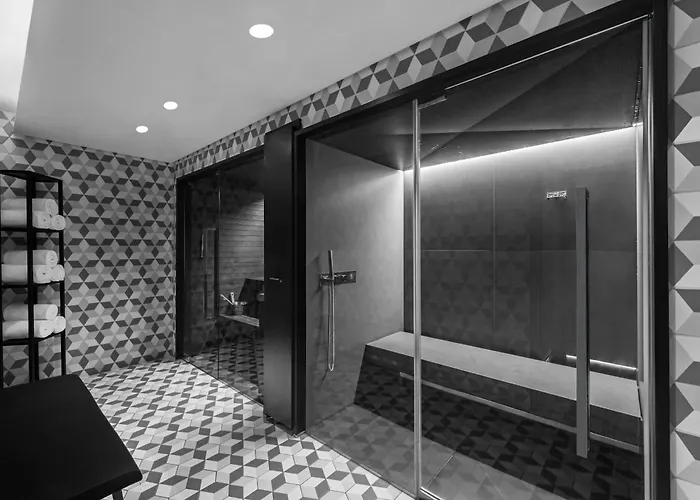 Canopy By Hilton Al Seef