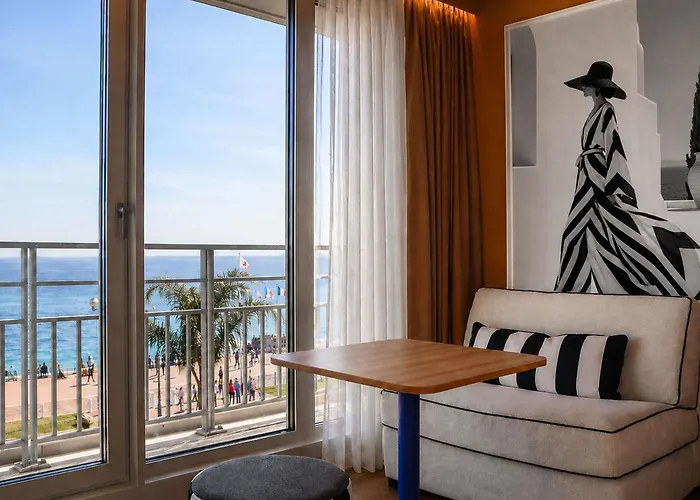  Mercure Nice Promenade Des Anglais