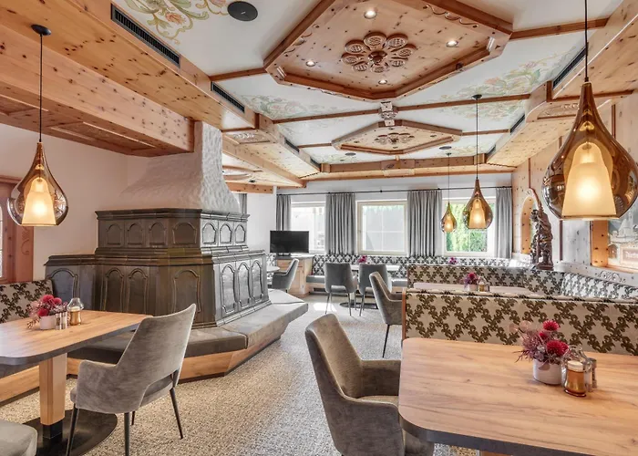 Apparthotel Talhof, Restaurant, Pool und Spa