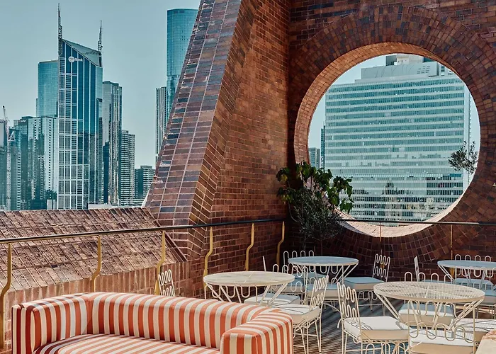 Hyde Melbourne Place