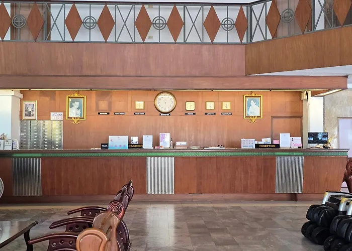 3 star hotels Mike Beach Resort