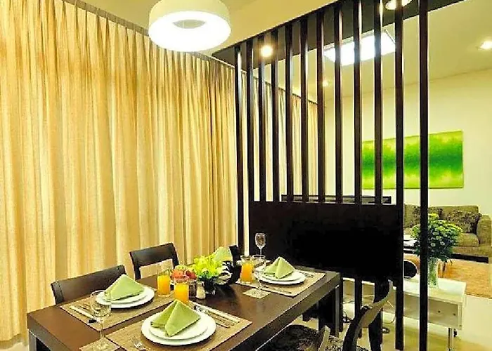 Best Selfcatering Crescent Residence 1