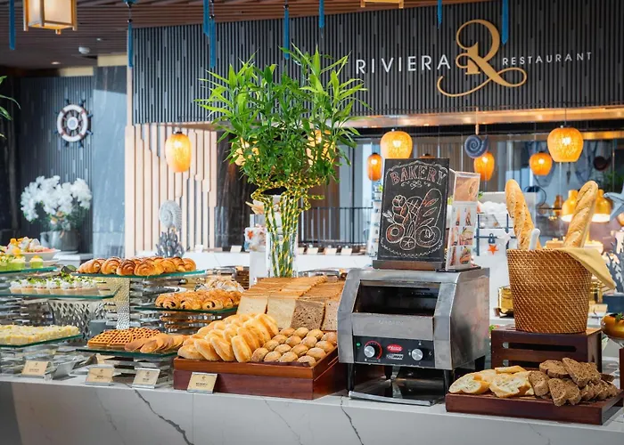 Le Sands Oceanfront Danang Hotel