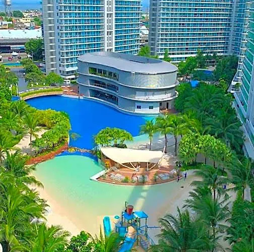 Waterpark hotels Azure Urban