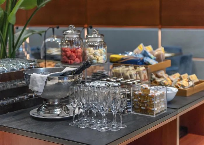 Hotels With Four Stars Doubletree By Hilton Turin Lingotto