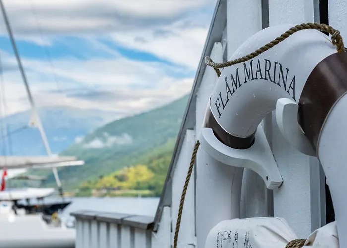 Resorts Guide Flam Marina