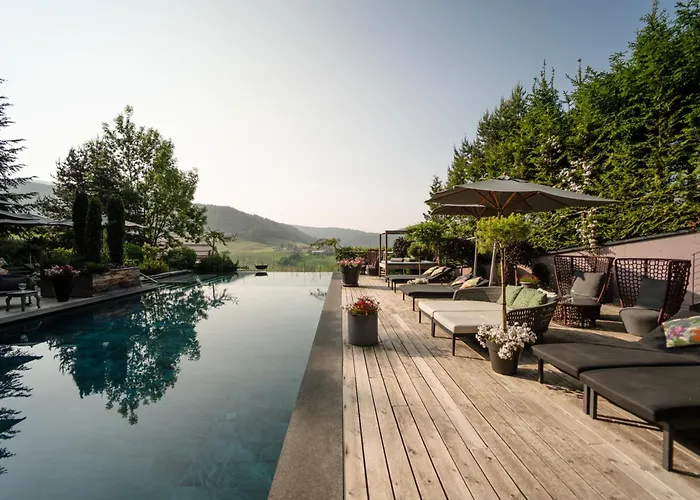 Hotel Con Piscina Hirzer 2781