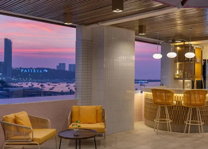 Hotels with a view Cloudotel Walking Street Pattaya