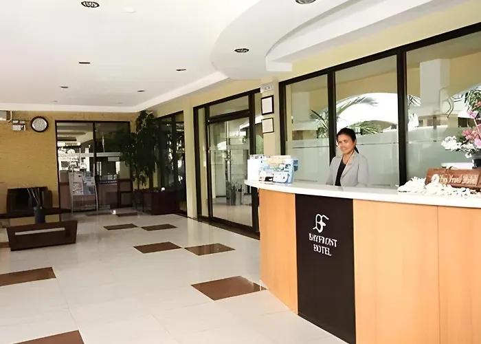 Hotels with pool Bayfront Subic