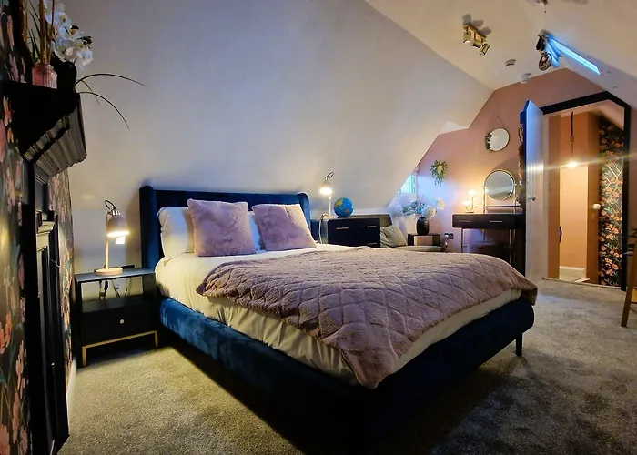 Hotels With Four Stars Burton Stone Inn