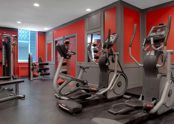Dog friendly hotels Ramada Plaza By Wyndham Calgary Downtown