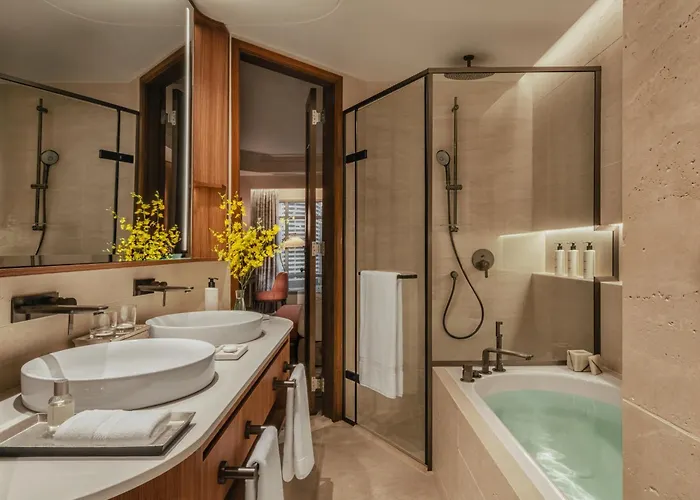 Mandarin Oriental,