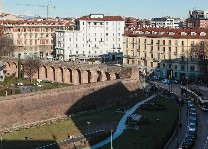 Arco Romana