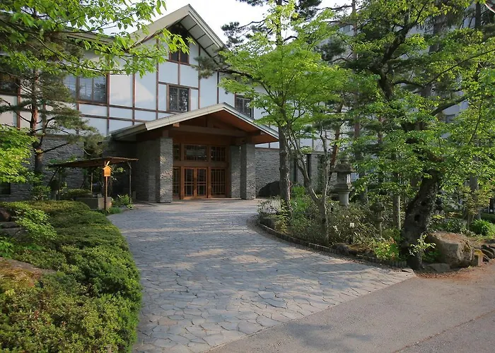 Hotel with pool: Senjukaku